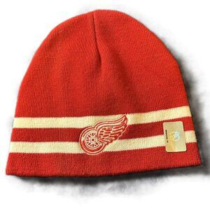 Boy Red Wing winter cap